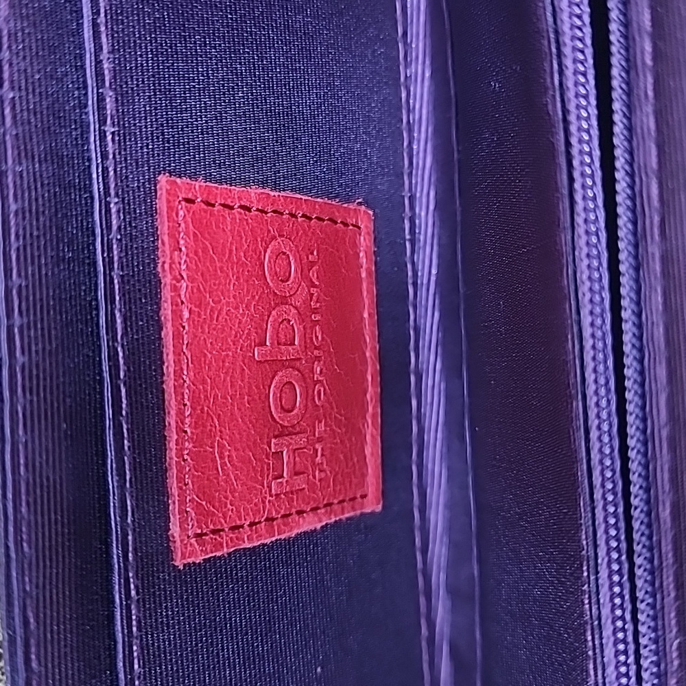 Hobo Gold Clutch Bag - Picture 5 of 5